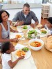 Manger en famille pour lutter contre l’obésité infantile